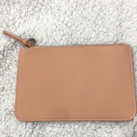Authentic Chloe parfums peach pastel pouch - Picture 4 of 4